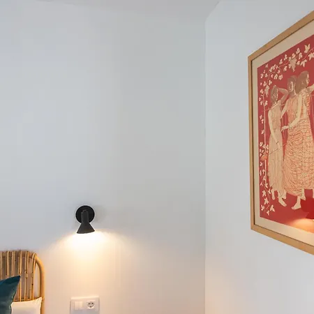 Florit Flats - The Nazaret Apartment Valencia